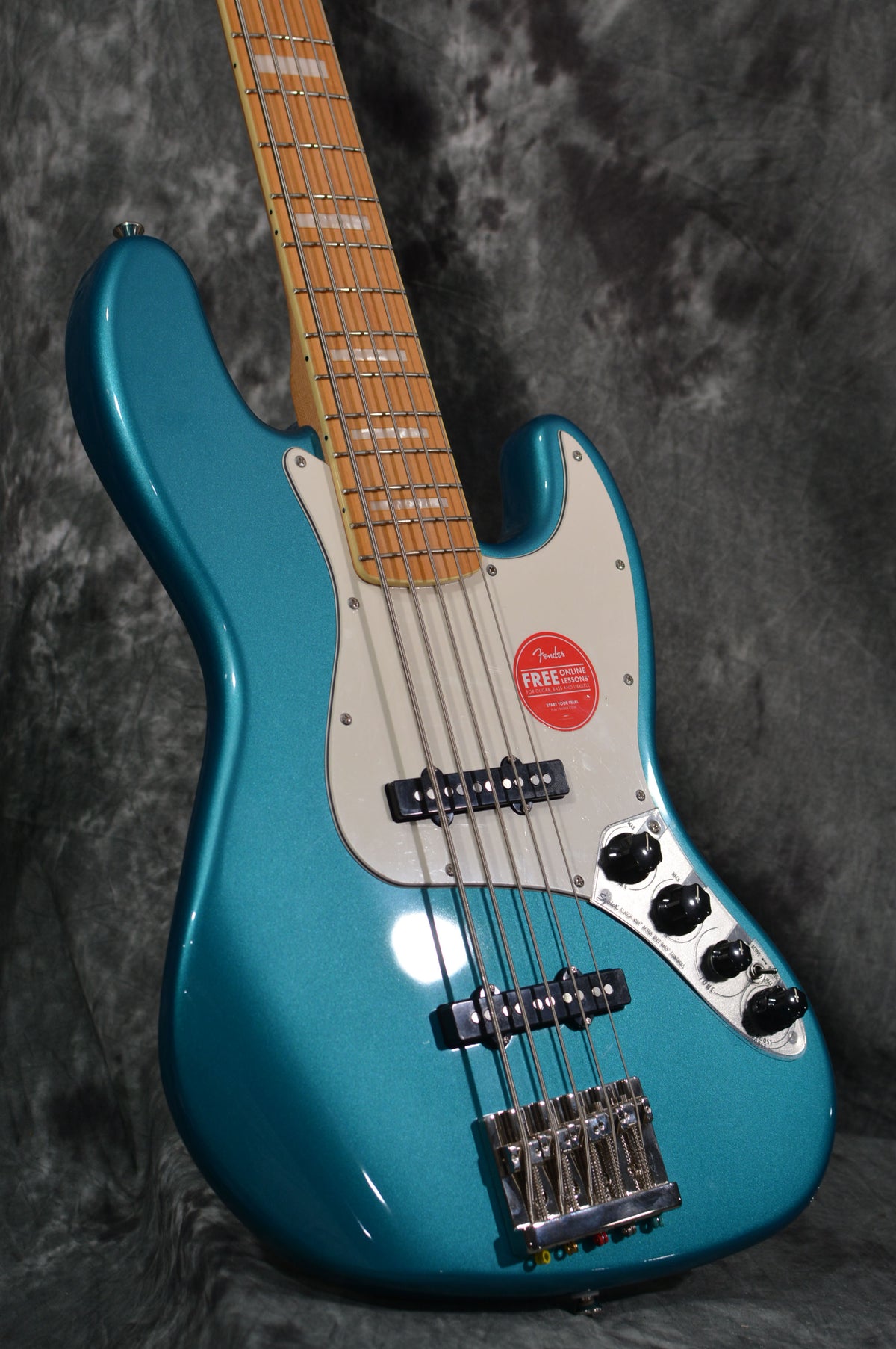 Squier Classic Vibe Active '70s Jazz Bass 5-String Ocean Turquoise