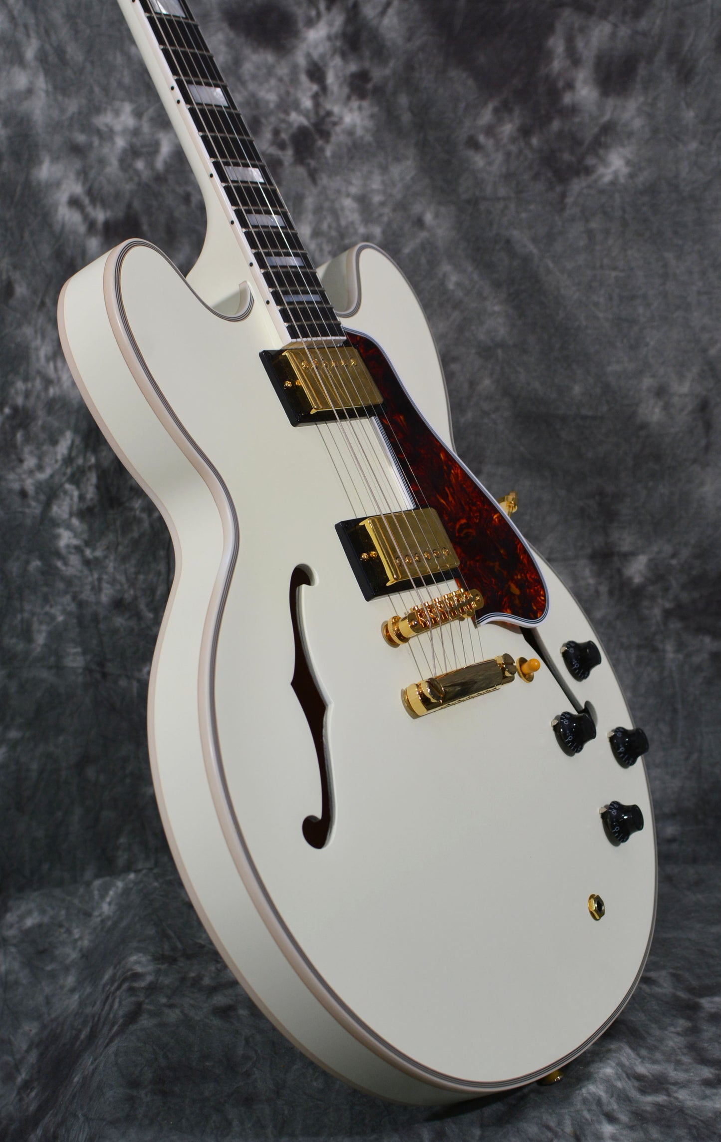 Epiphone Inspired by Gibson Custom 1959 ES-355 Classic White