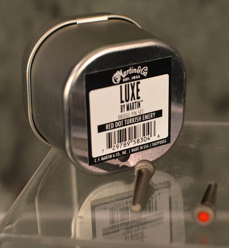Martin LUXE Liquidmetal Bridge Pin Set Red Dot Turkish Emery Dark Grey 18APP0005