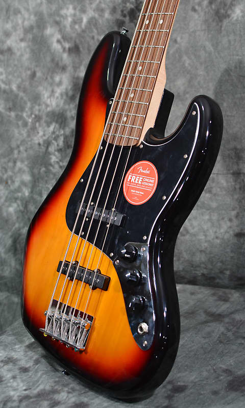Squier Affinity Series jazz Bass V 3-Tone Sunburst