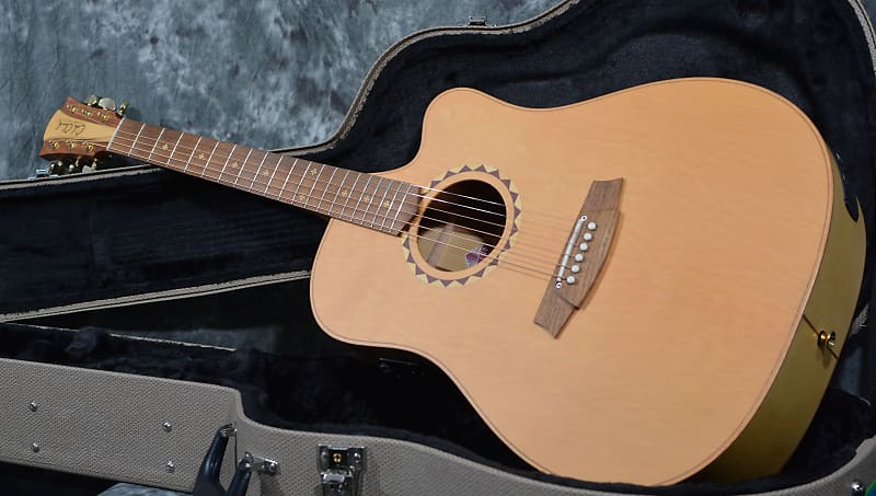 Cole Clark Fat Lady 2 Grand Auditorium Huon Pine Limited Edition 18/50