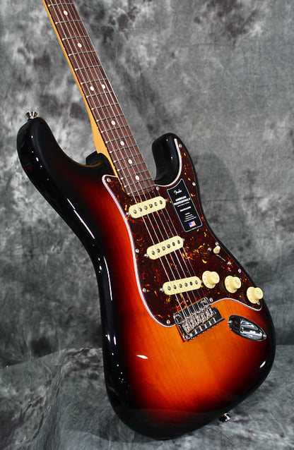 Fender American Professional II Stratocaster 3-Tone Sunburst