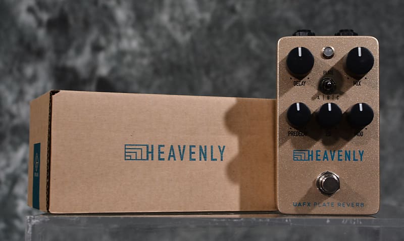 Universal Audio Heavenly Plate Reverb Effect Pedal