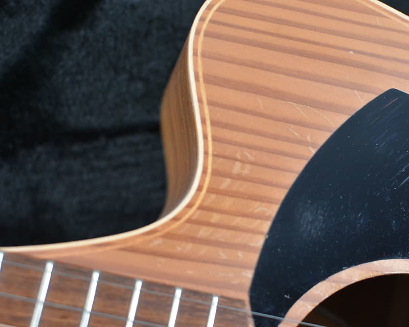 Cole Clark Fat Lady 2 Dreadnought Redwood Blackwood