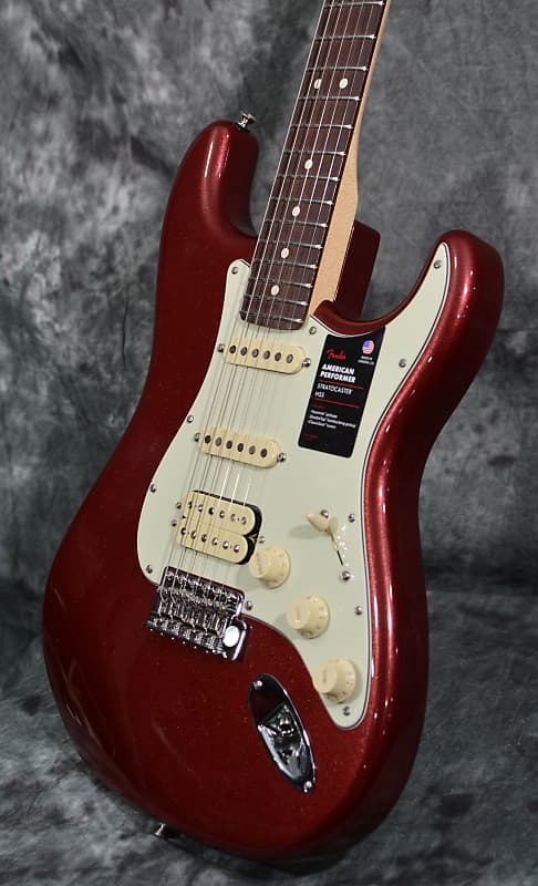 Fender American performer Stratocaster HSS Aubergine