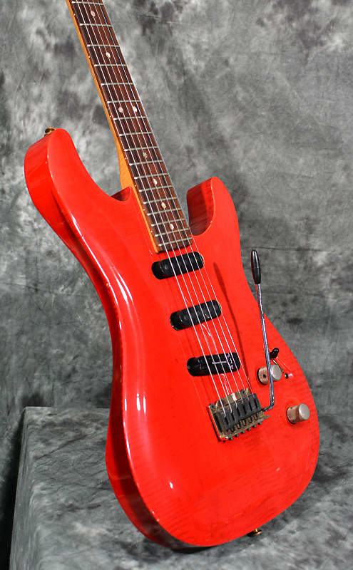 Peavey Falcon Custom Vintage 80s USA Flamed Maple Top