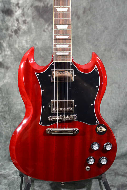 Epiphone SG Standard Batwing Guard Cherry