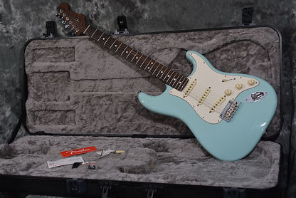 Fender American Professional Stratocaster Limited Edition Rosewood Neck 2017 Daphne Blue
