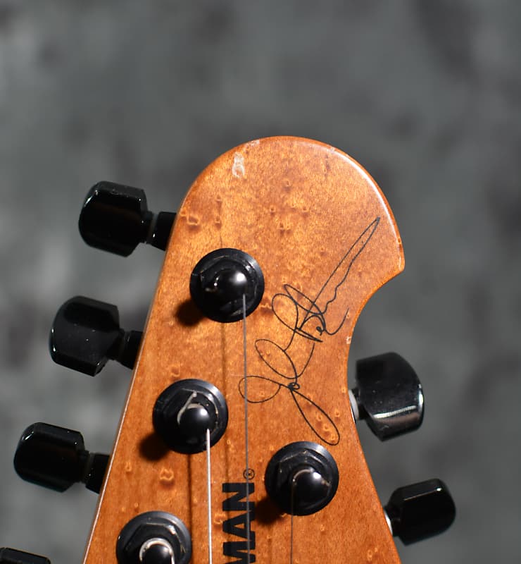 Ernie Ball Music Man JP16 BFR Black Lava John Petrucci Signature