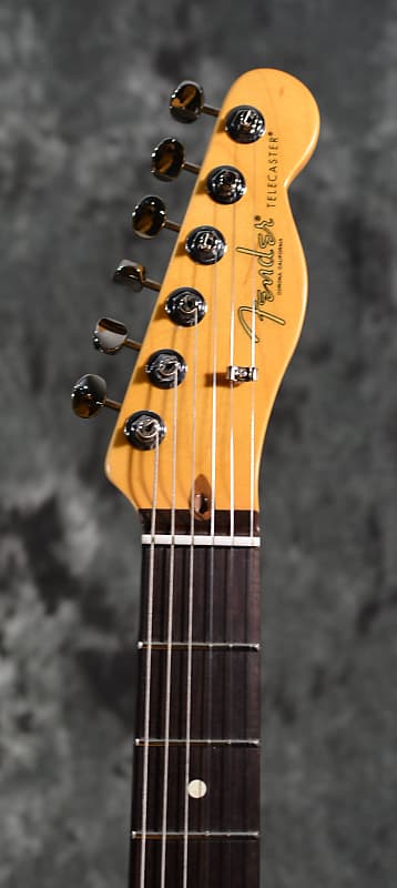 Fender American Professional Classic Telecaster 3-Color Sunburst