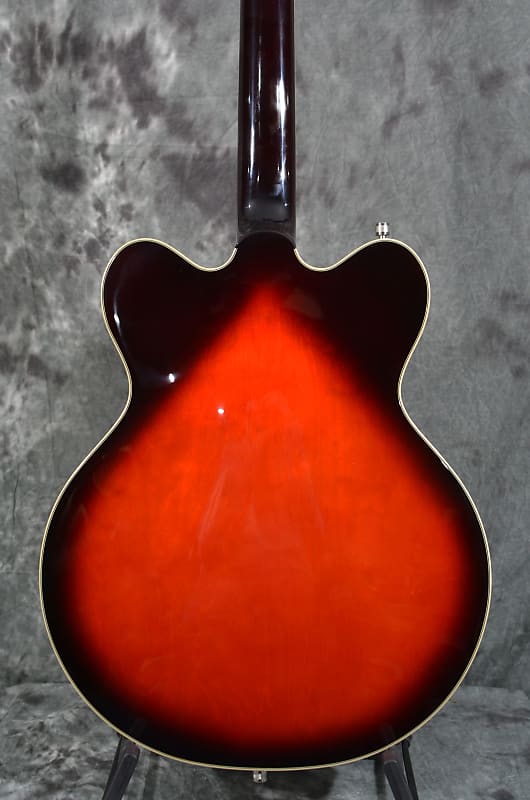Gretsch Streamliner G2622 Center Block Double Cut Fireburst