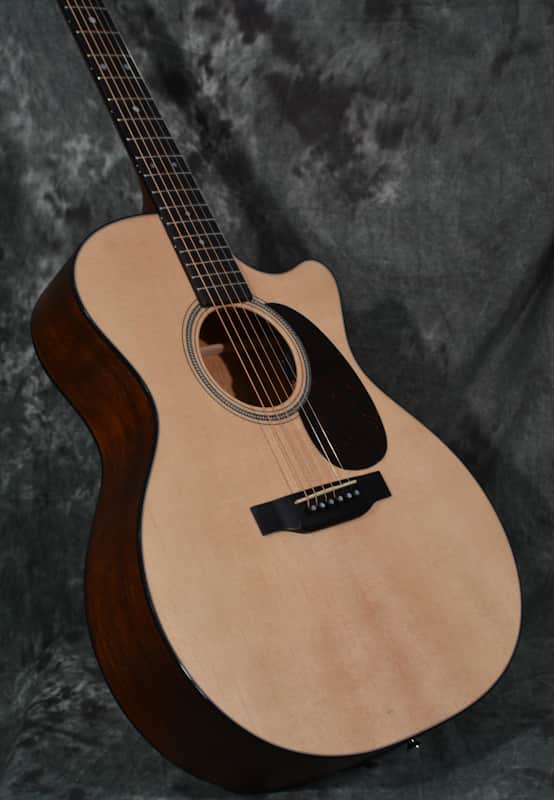 Martin GPC-16e Mahogany Grand Concert Body Cutaway