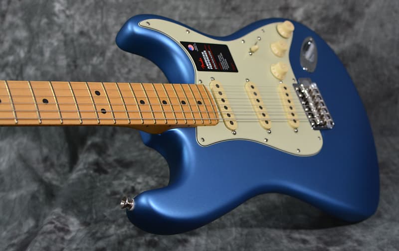 Fender American Performer Stratocaster Satin Lake Placid Blue