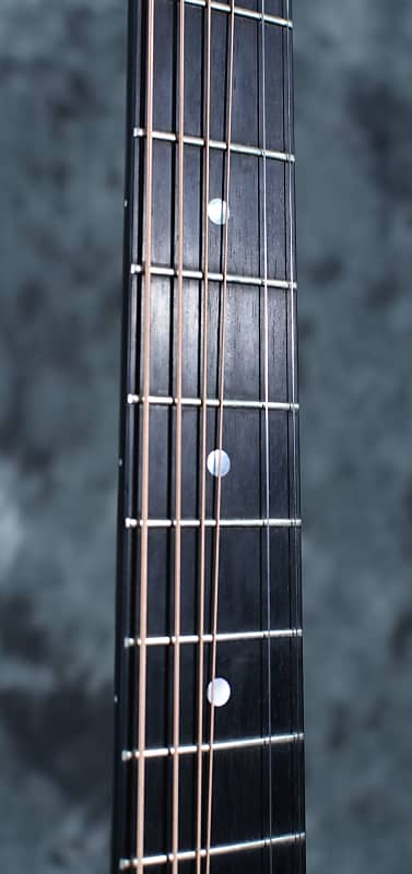 Taylor 310CE Cutaway Natural with Fishman Electronics