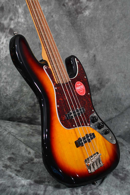 Squier Classic Vibe '60s Jazz bass Fretless 3-Tone Sunburst