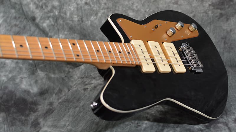 Reverend Jetstream 390 Midnight Black