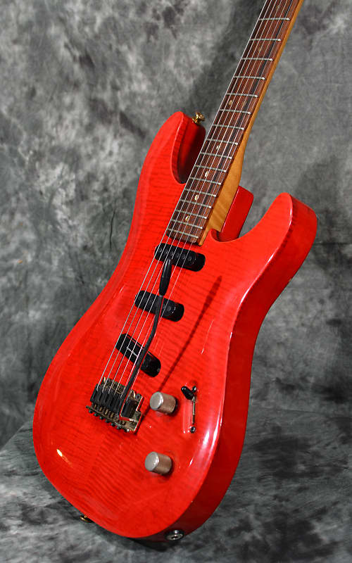 Peavey Falcon Custom Vintage 80s USA Flamed Maple Top