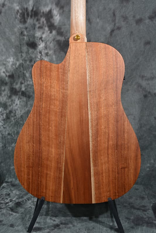 Cole Clark Fat Lady 2 Blackwood Dreadnought Cutaway