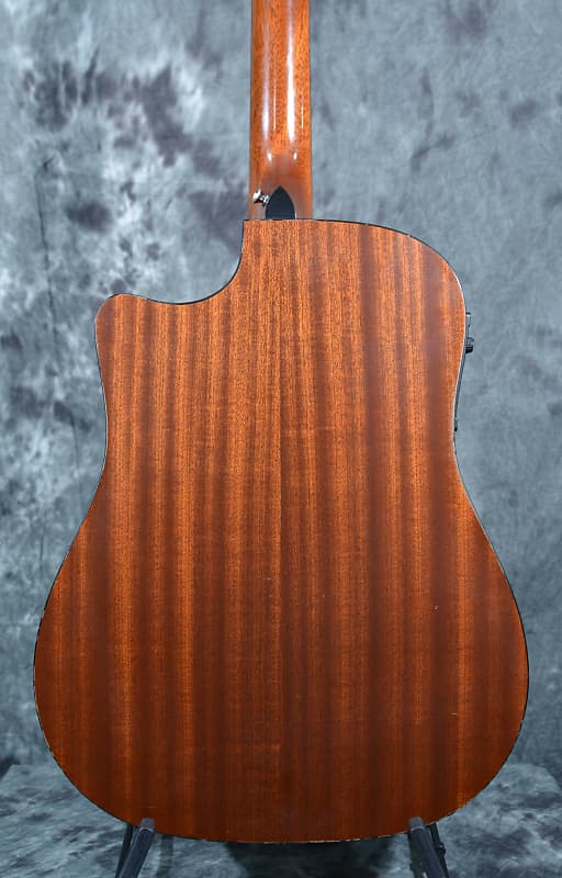 Taylor 310CE Cutaway Natural with Fishman Electronics