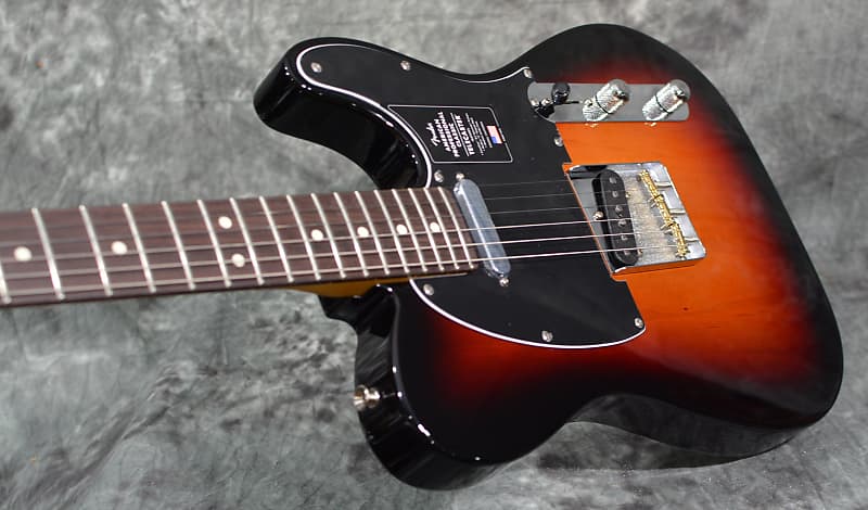 Fender American Professional Classic Telecaster 3-Color Sunburst