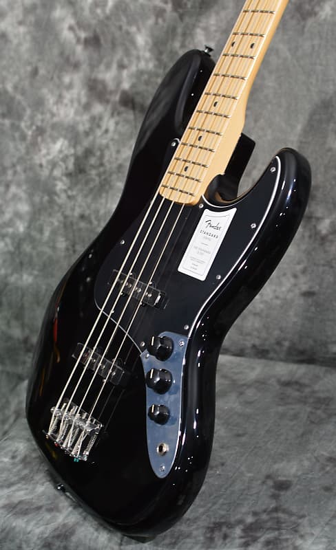 Fender Standard Jazz Bass Black 4-String