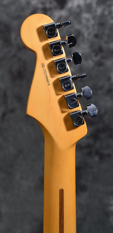 Fender American Professional II Stratocaster 3-Tone Sunburst