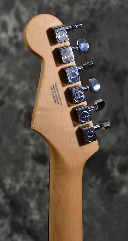 Fender Standard Stratocaster HSS Candy Cola