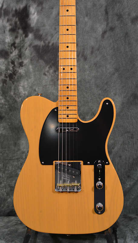 Fender American Vintage II 1951 Telecaster Butterscotch Blackguard