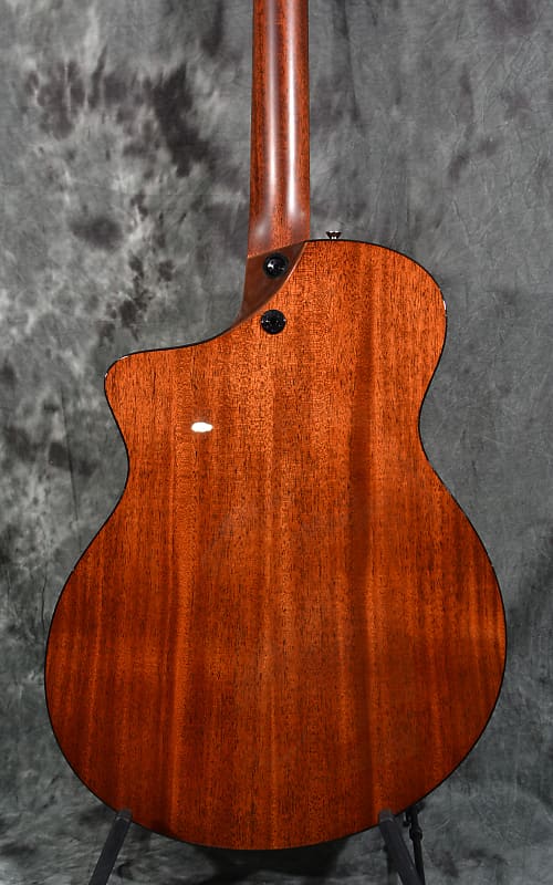 Martin SC-18E Standard Series Mahogany, Sitka Top