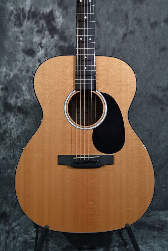 Martin 000-12e Koa Limited Edition 2019 w Deluxe Gigbag