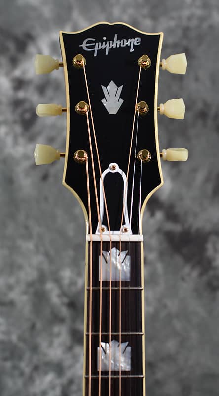 Epiphone 1957 SJ-200 Reissue Vintage Sunburst IBGC Redline Hardshell Case