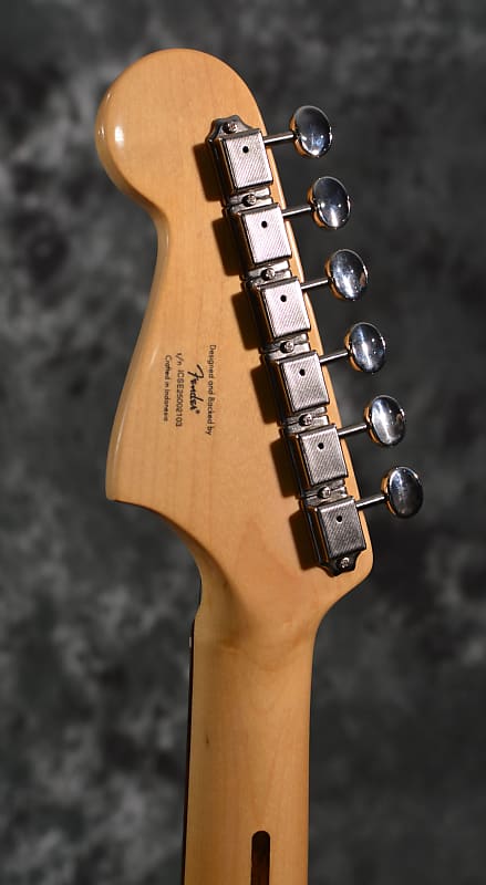 Squier Limited Edition FSR Classic Vibe 60s Jazzmaster Competition Burgundy