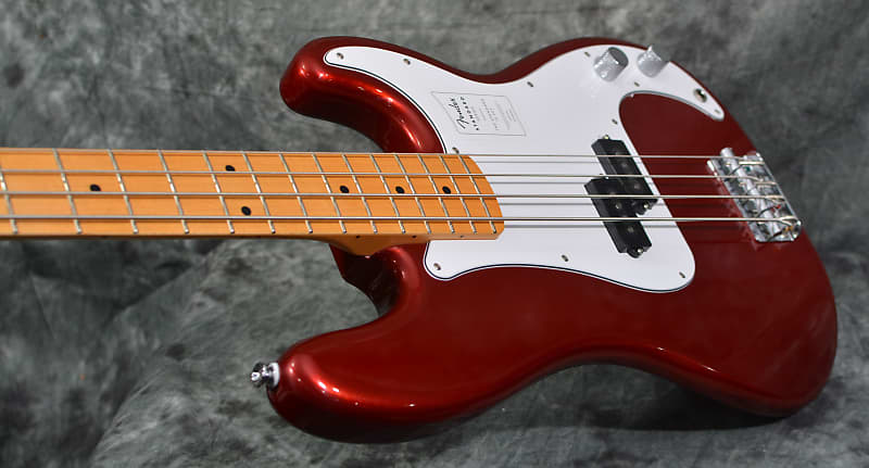 Fender Standard Precision Bass 4-String Candy Cola