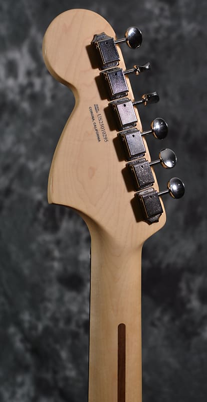Fender American performer Stratocaster HSS Aubergine