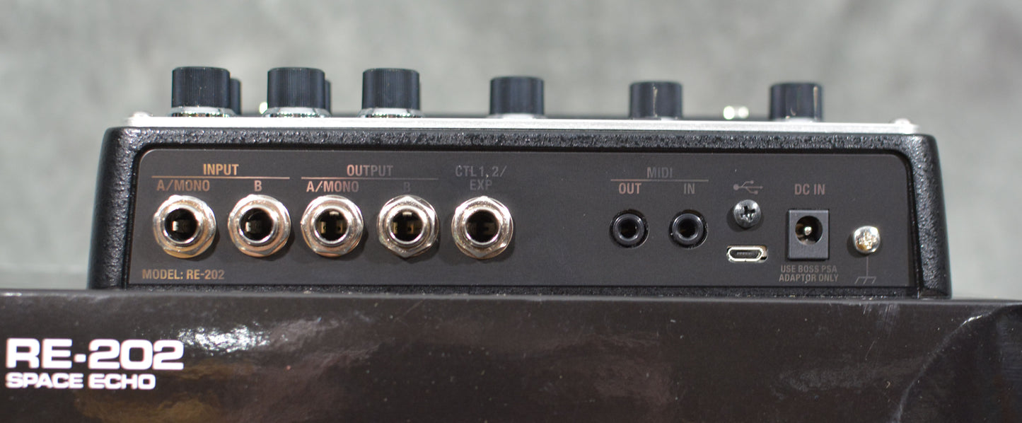 Boss RE-202 Space Echo Digital Delay