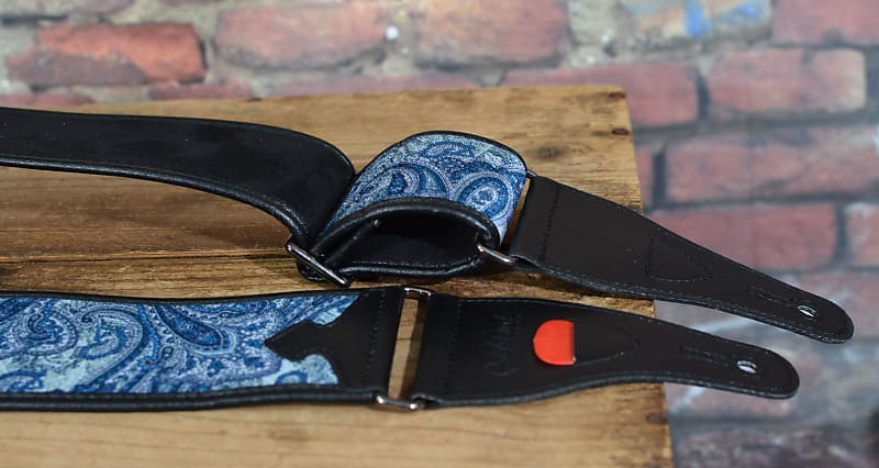 Right On Straps T-Paisley Velvet Blue Talisman