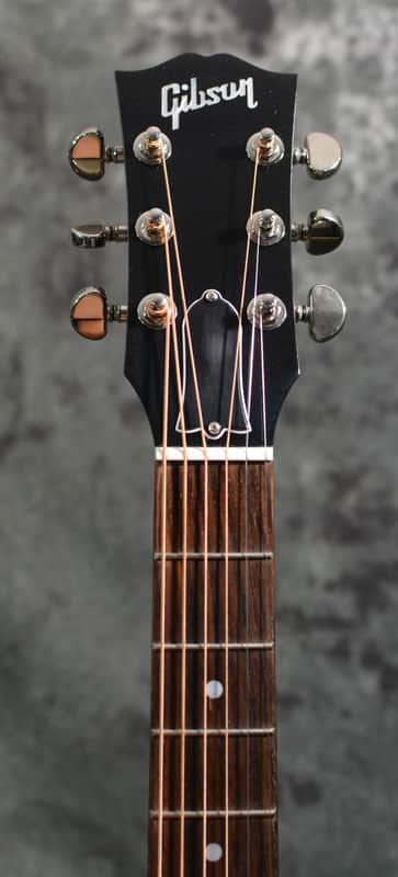 Gibson J-45 Standard Vintage Sunburst