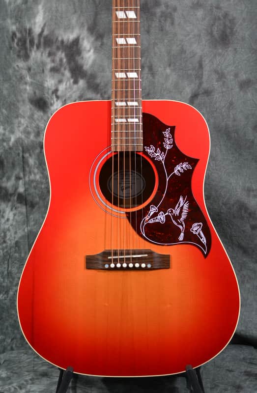 Gibson Hummingbird Special Satin Vintage Cherry Sunburst