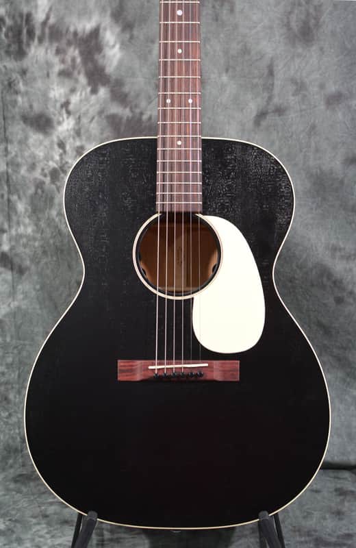 Martin 17 Series 000-17E Black Smoke Auditorium Body