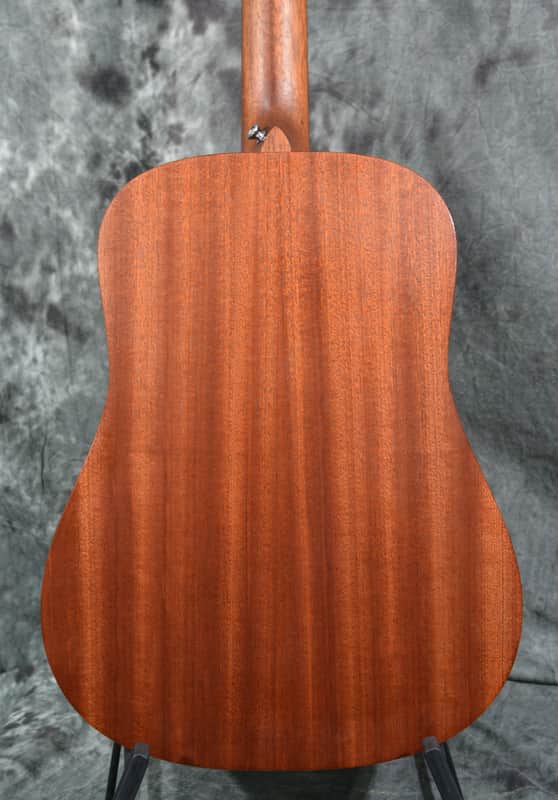 Martin DJR-10 Dreadnought Junior