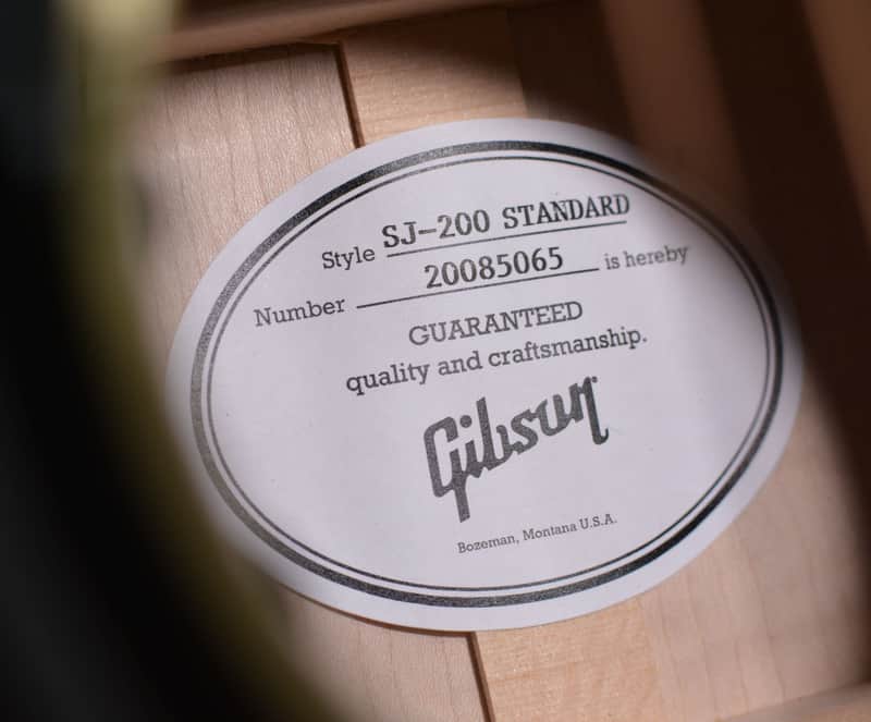 Gibson SJ-200 Standard Tri-Burst Jumbo