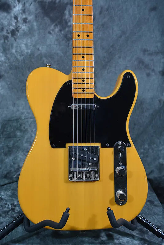 Squier Classic Vibe 1950s Blackguard Telecaster Butterscotch