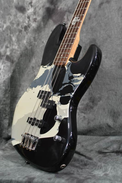 Squier Frank Bello Signature P Jazz Bass Skull Graphic w Deluxe Gigbag