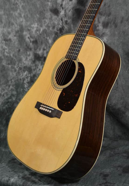 Martin Standard Series HD-28 Dreadnought