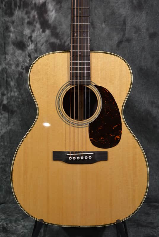 Martin Standard Series 000-28 Auditorium Body