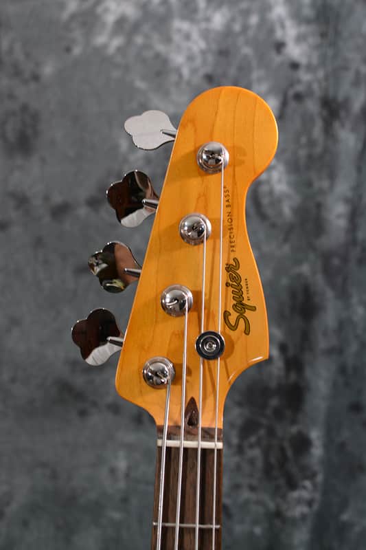 Squier Classic Vibe 60's Precision Bass Classic White Tortoise Guard