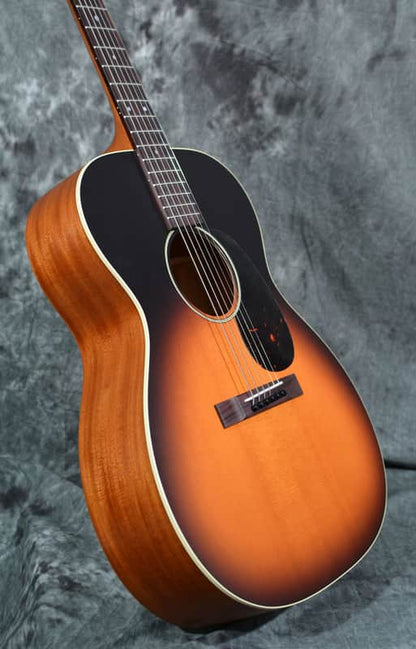Martin 17 Series 000-17 Whiskey Sunset Auditorium Body