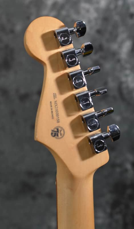 Fender Player Stratocaster HSS 2021 White