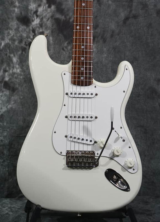 Squier Waynes World Limited Edition Fender Japan Stratocaster Vintage 1992 Olympic White