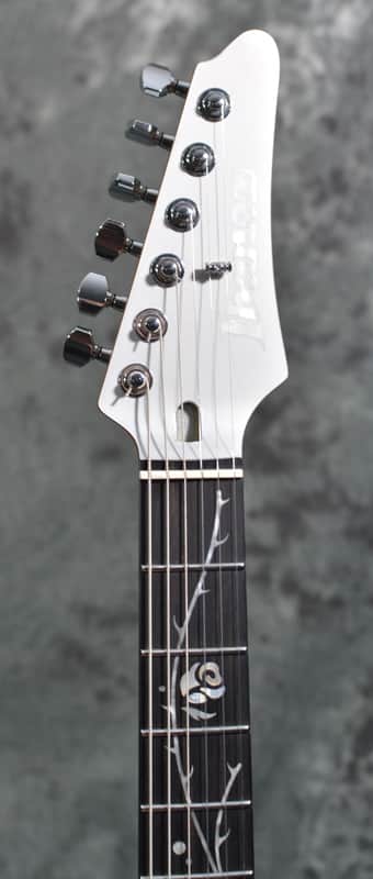 Ibanez Premium TOD10 Tim Henson Signature Classic Silver w/ Gigbag
